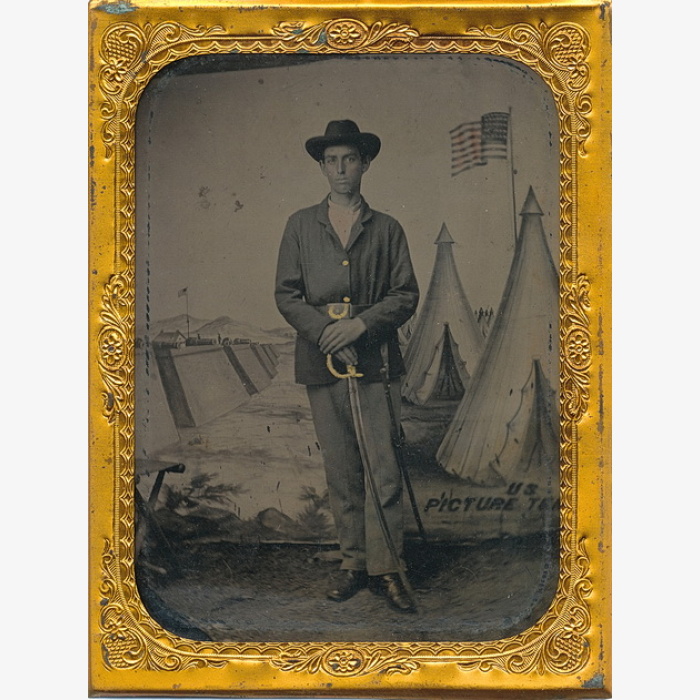 Federal Soldier Quarter Plate with Picture Tent Backdrop