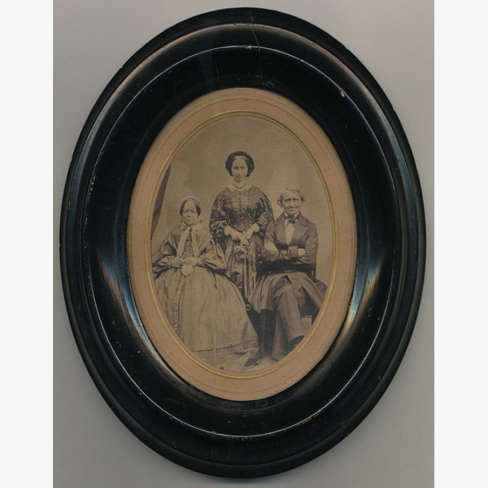 Family With Knitting Servant Albumen