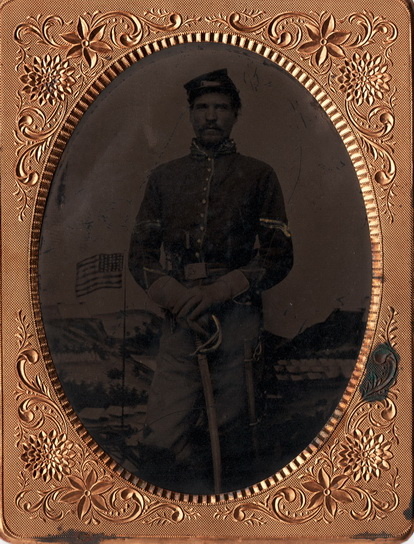 Double Armed Federal Cavalryman